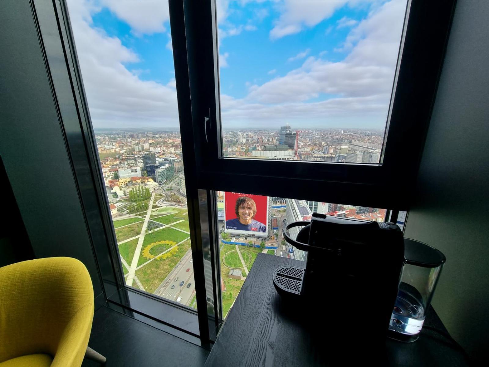 Hotel Skyline Solaria Milano Esterno foto